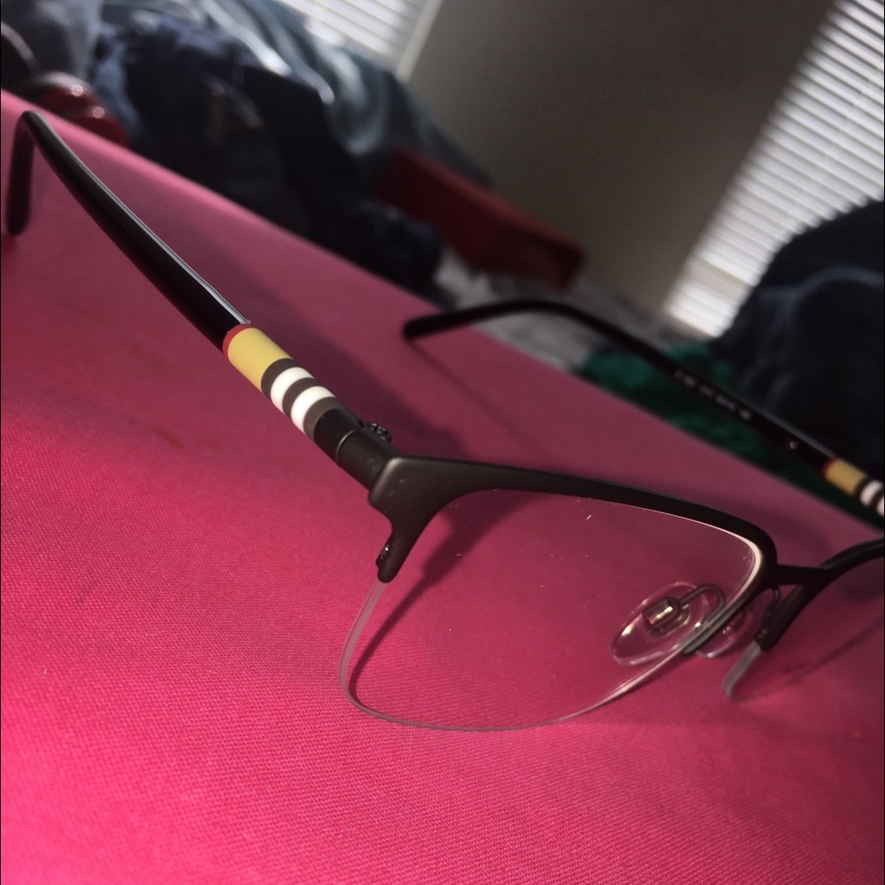 Burberry Personality Glasses